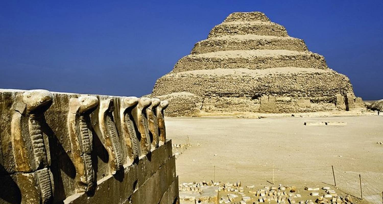 Day Tour to Giza Pyramids, Sphinx, Saqqara Pyramids, and Dahshur Pyramids